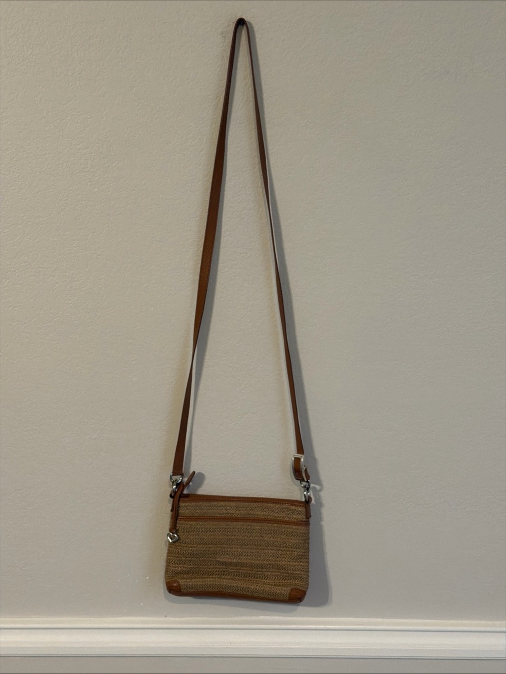 BRIGHTON BOYD CITY ORGANIZER CROSSBODY STRAW AND LEATHER SHOULDERBAG VGPOC $230